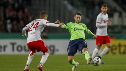  科隆门将神扑两点球助球队逼平拜仁  