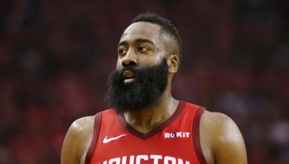  库里单节21分引领勇士末节逆转击退快船保留希望