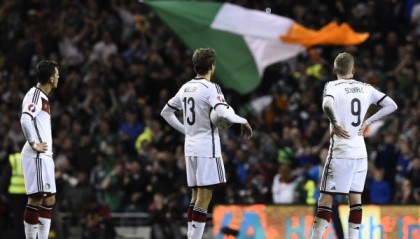  伊萨克闪击破门纽卡斯尔联主场击退埃弗顿巩固欧战位  