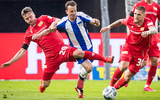  柏林赫塔防线漏洞百出，主场惨败暴露顽疾